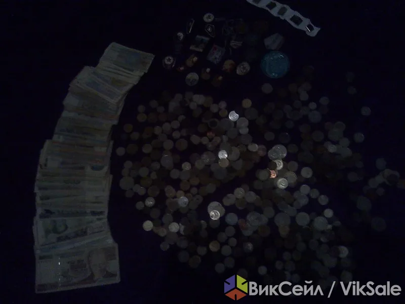 Коллекция: монеты, банкноты, значки, медали, талоны