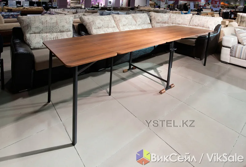 Стол-книжка оригинал на 16 персон, 275x100 см