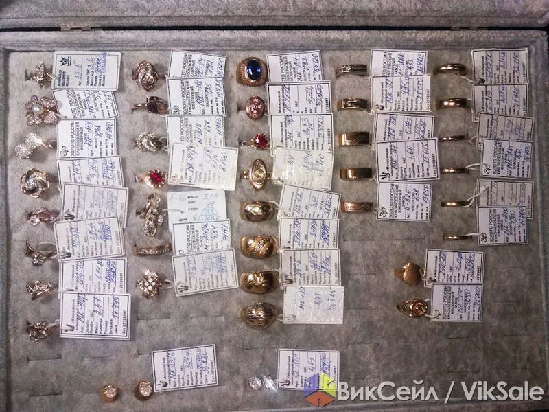 Золотые кольца — большой выбор украшений
