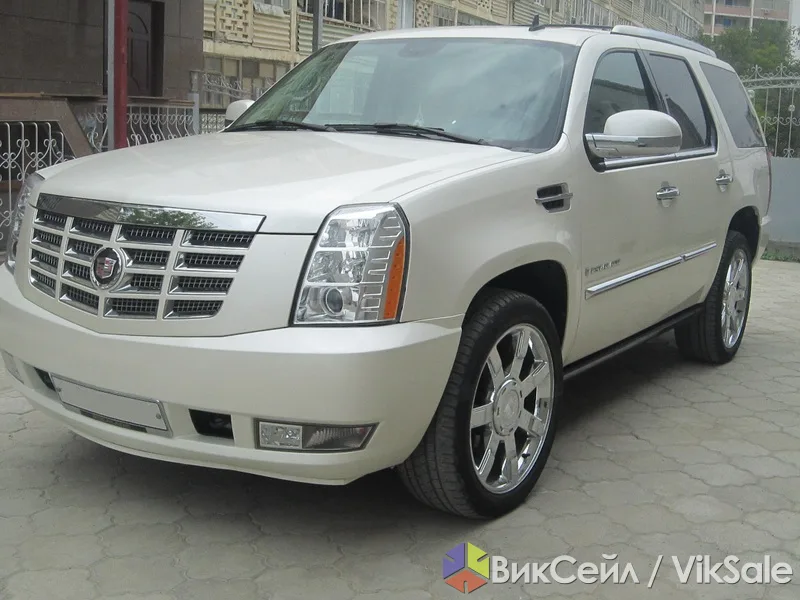 Cadillac Escalade 2007, полная комплектация, обмен на недвижимость