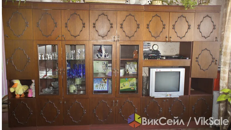 Стенка пятисекционная из Беларуси, орех, б/у