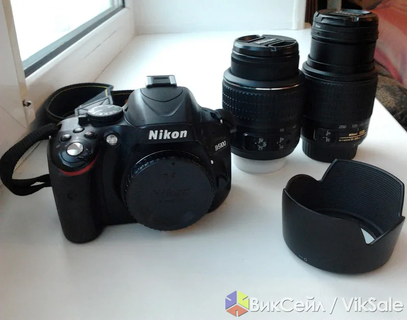 Nikon D5100 Kit 18-55 VR + два объектива, штатив и аксессуары