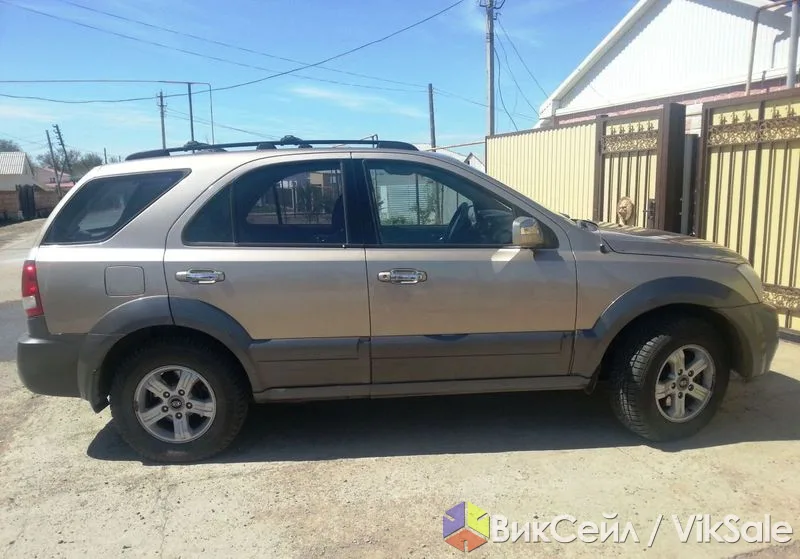 Kia Sorento, 2005, бежевый металлик, механика