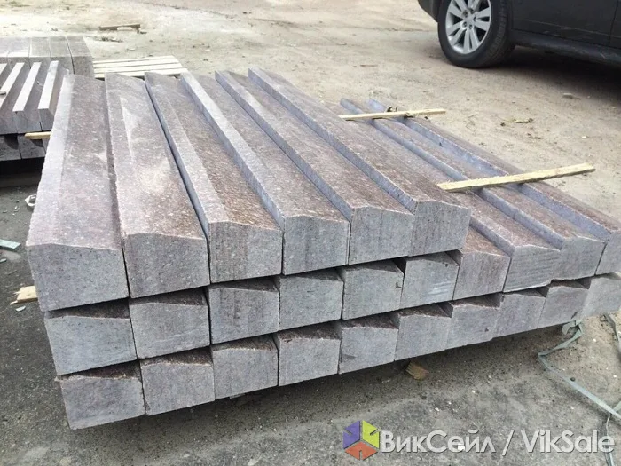 Гранитные бордюры для дорожек и клумб